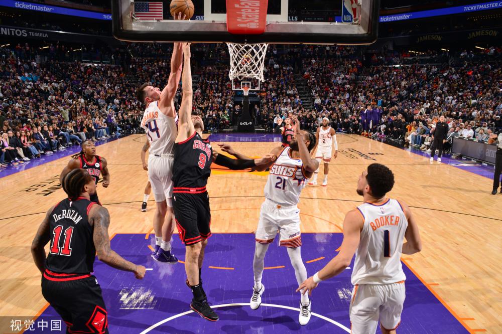 年轻球员在 年轻球员在